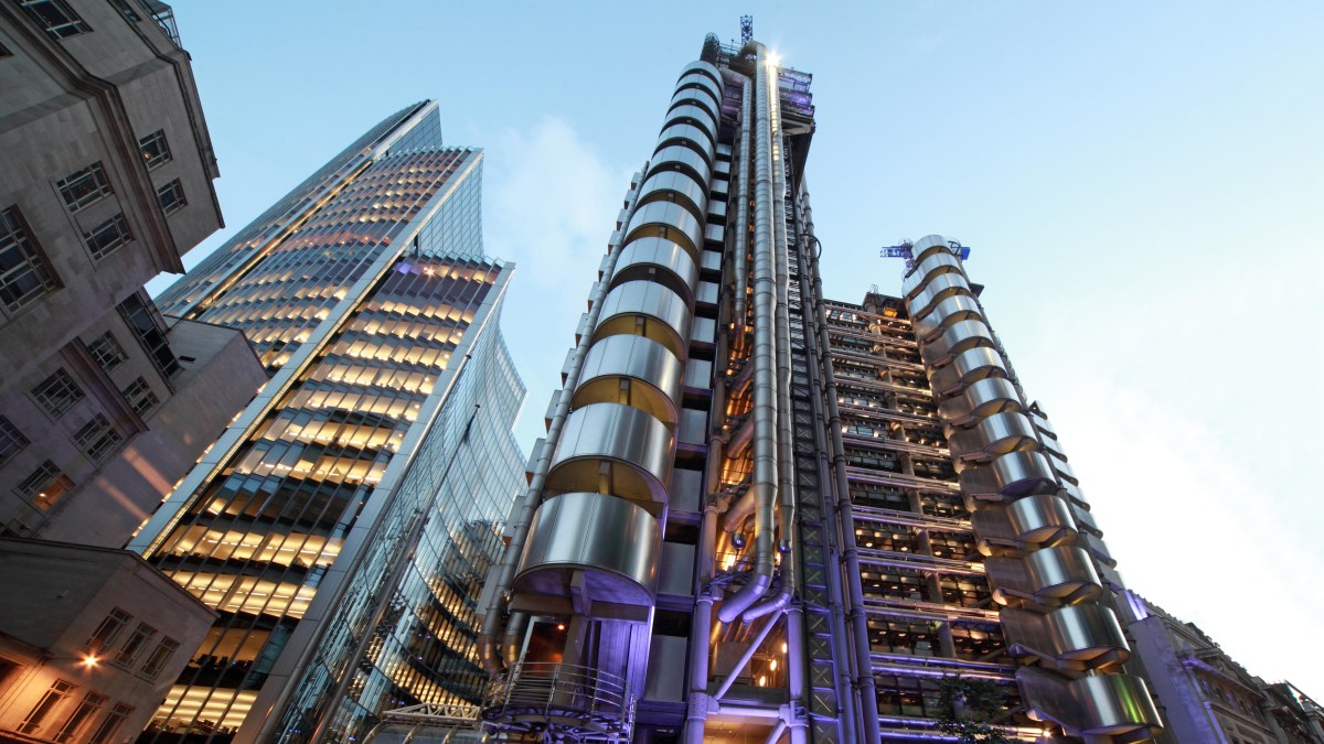 Lloyd's: Прибуток зростає, інвестиції падають у 2026 році