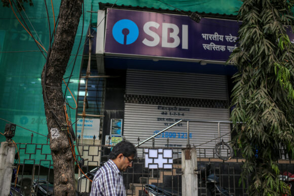 Кібератака на State Bank of India: утечка даних 4000 клієнтів